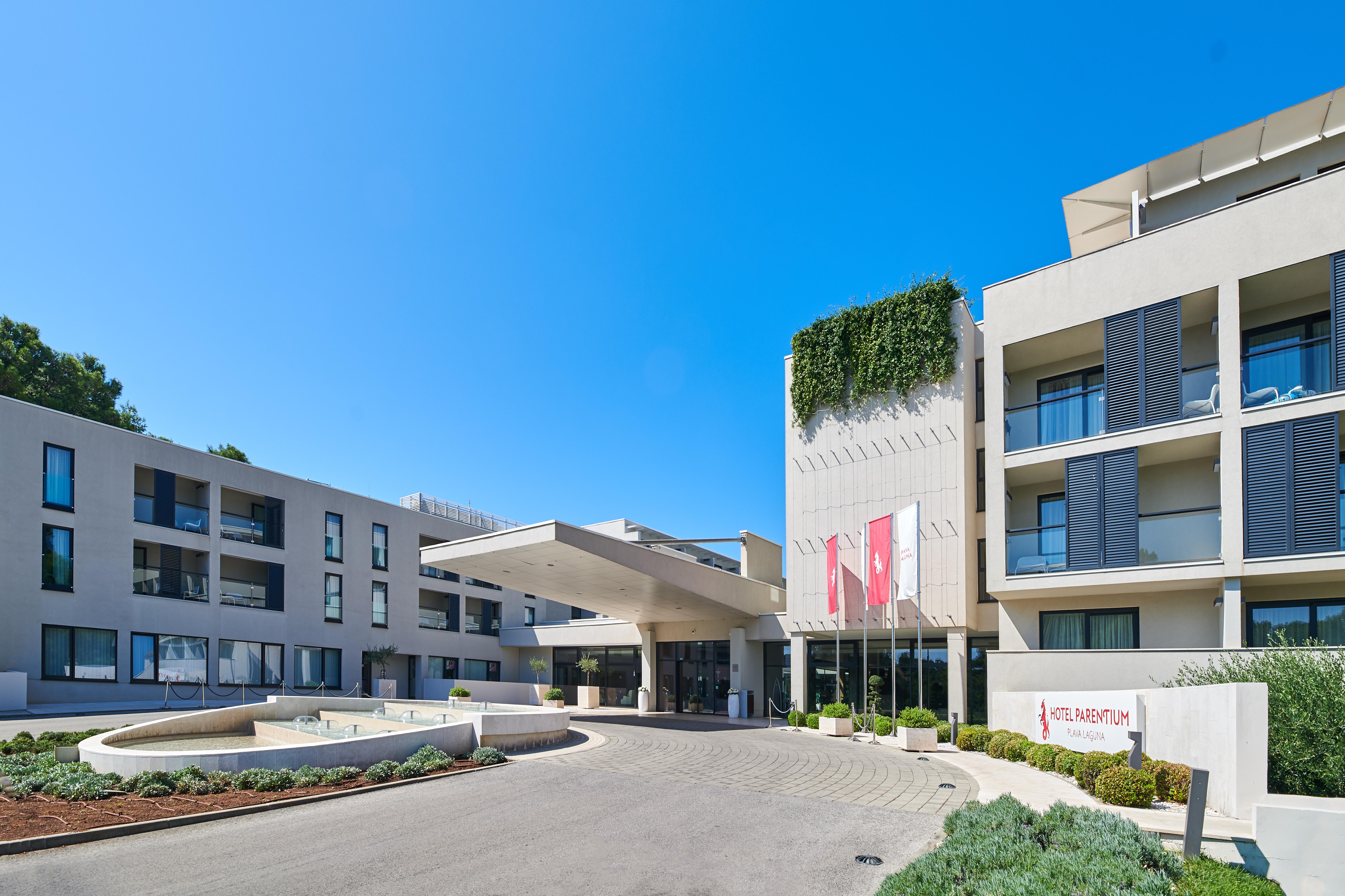 Hotel Parentium Plava Laguna Porec Exterior photo